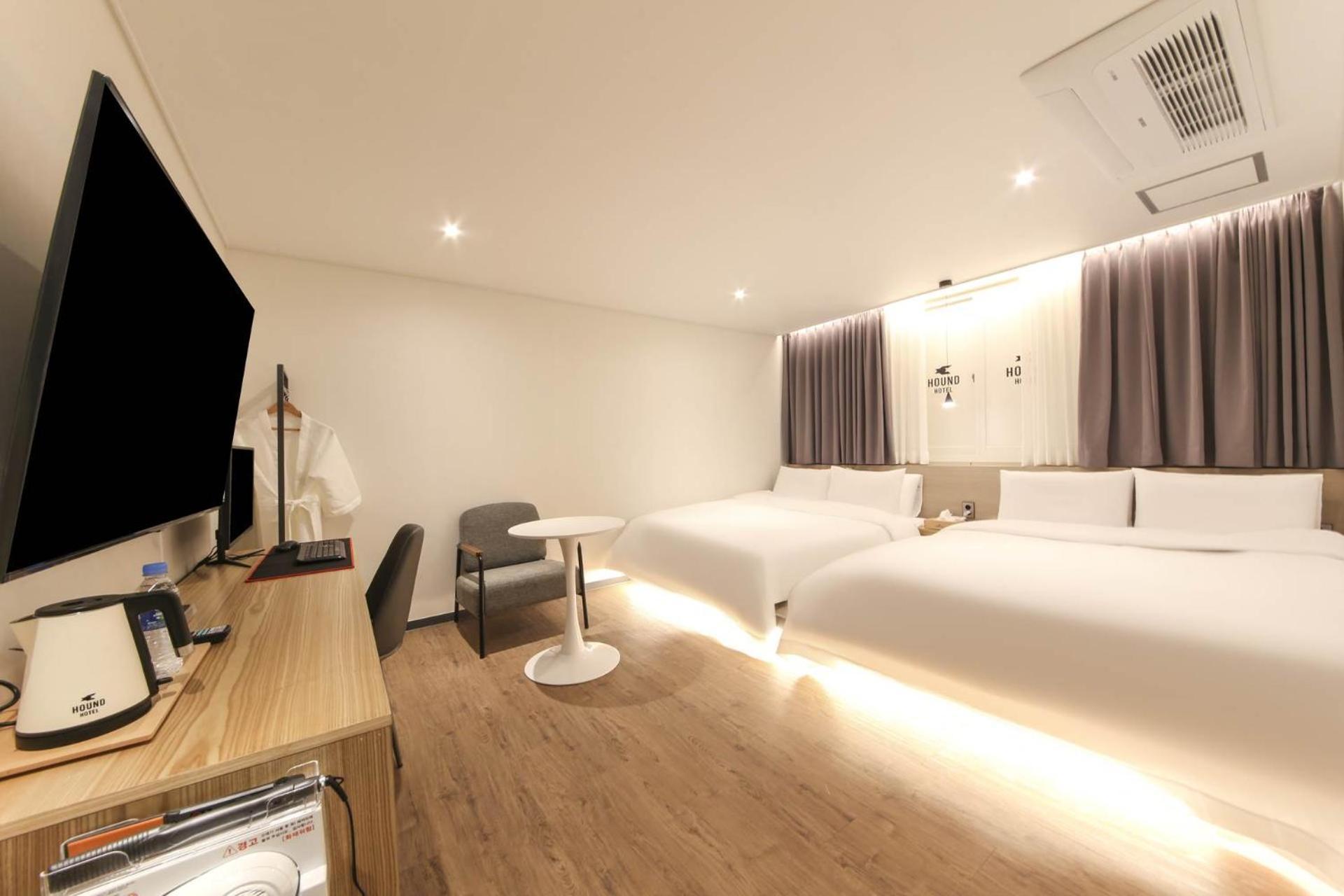 Hotel Hound Sasang Branch