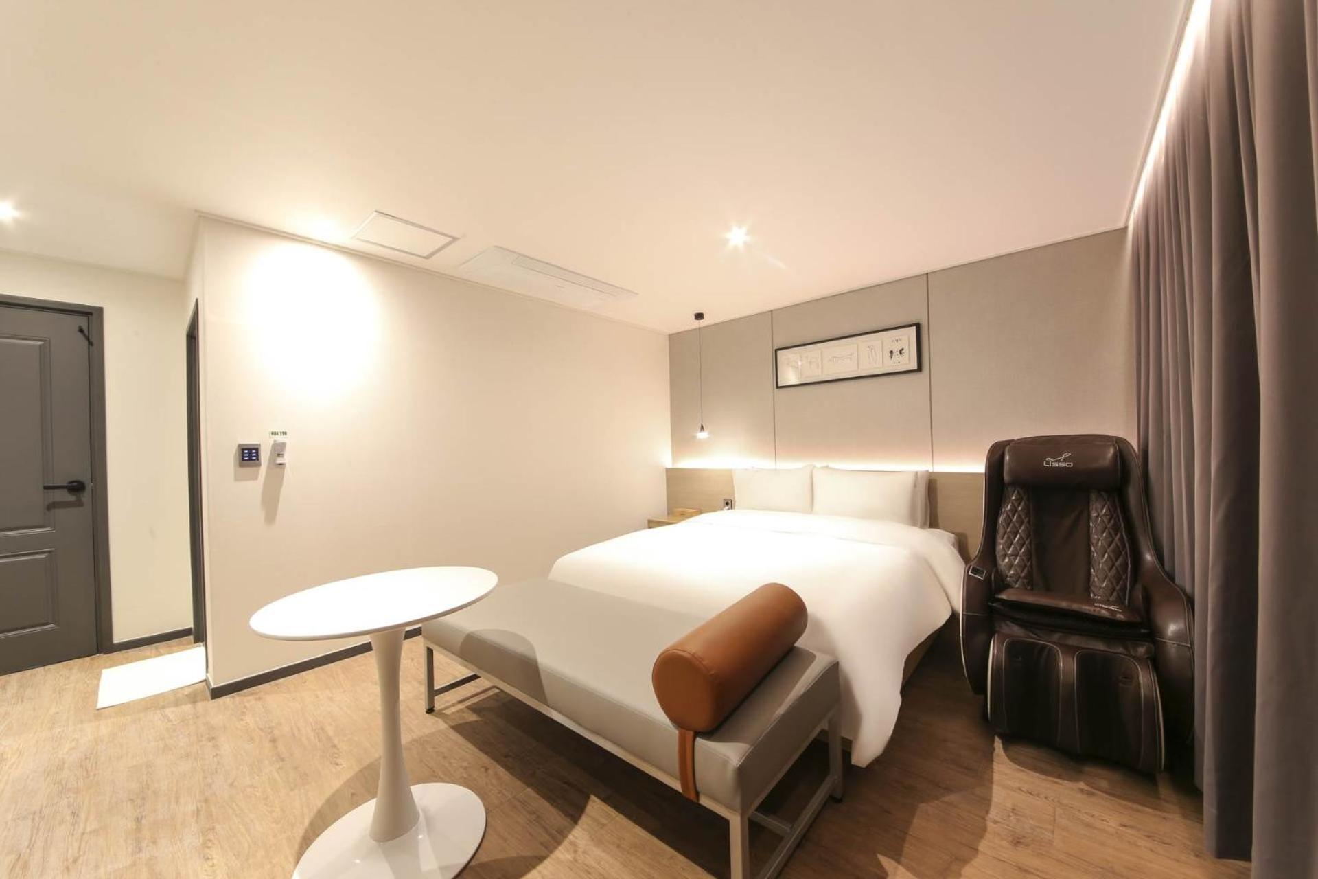 Hotel Hound Sasang Branch 2*