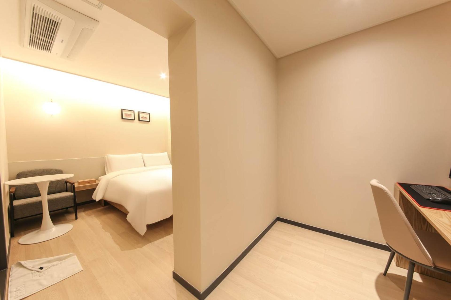 Hound Sasang Branch Hotel Busan