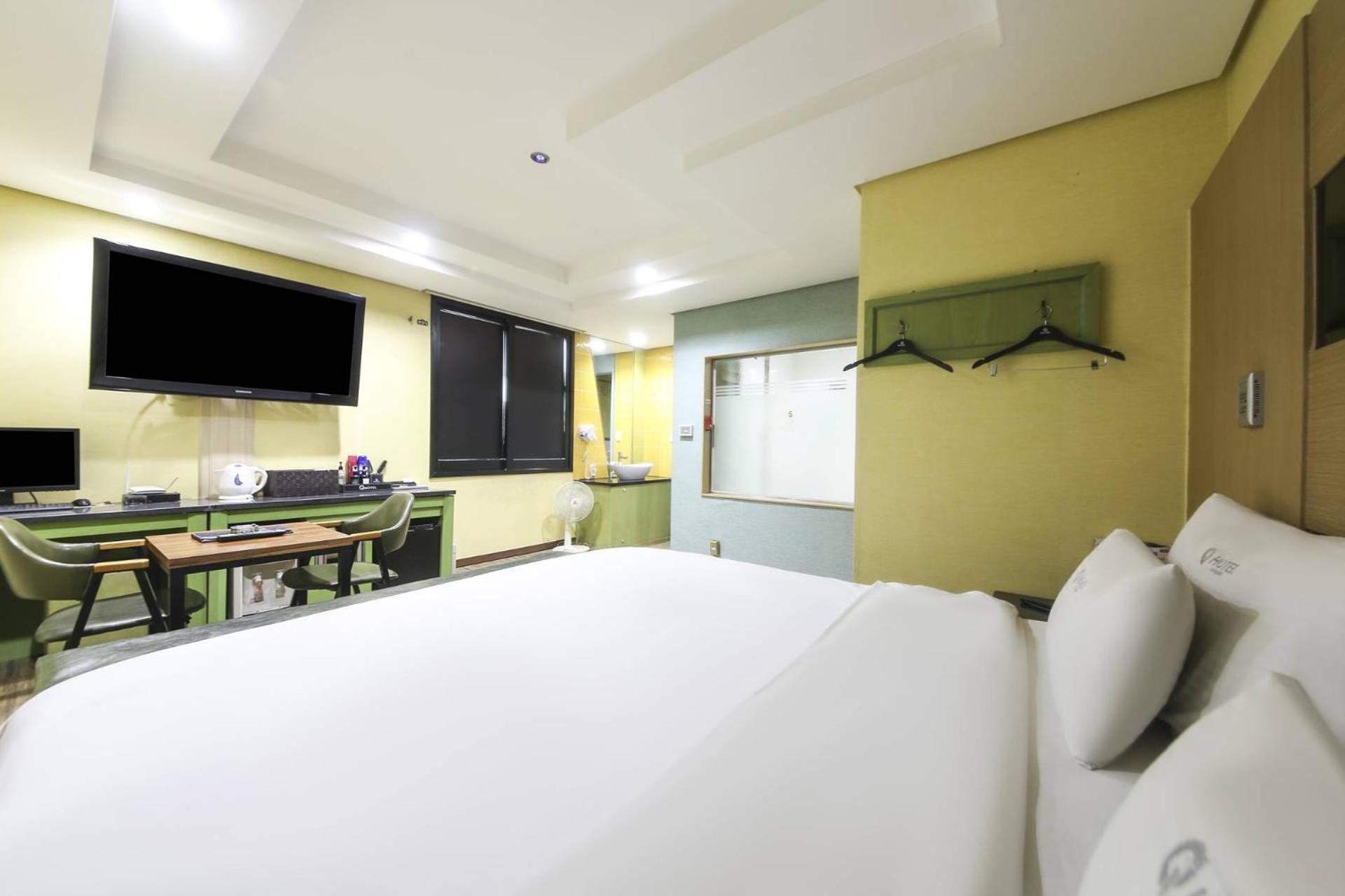 Q5 Songdo Hotel