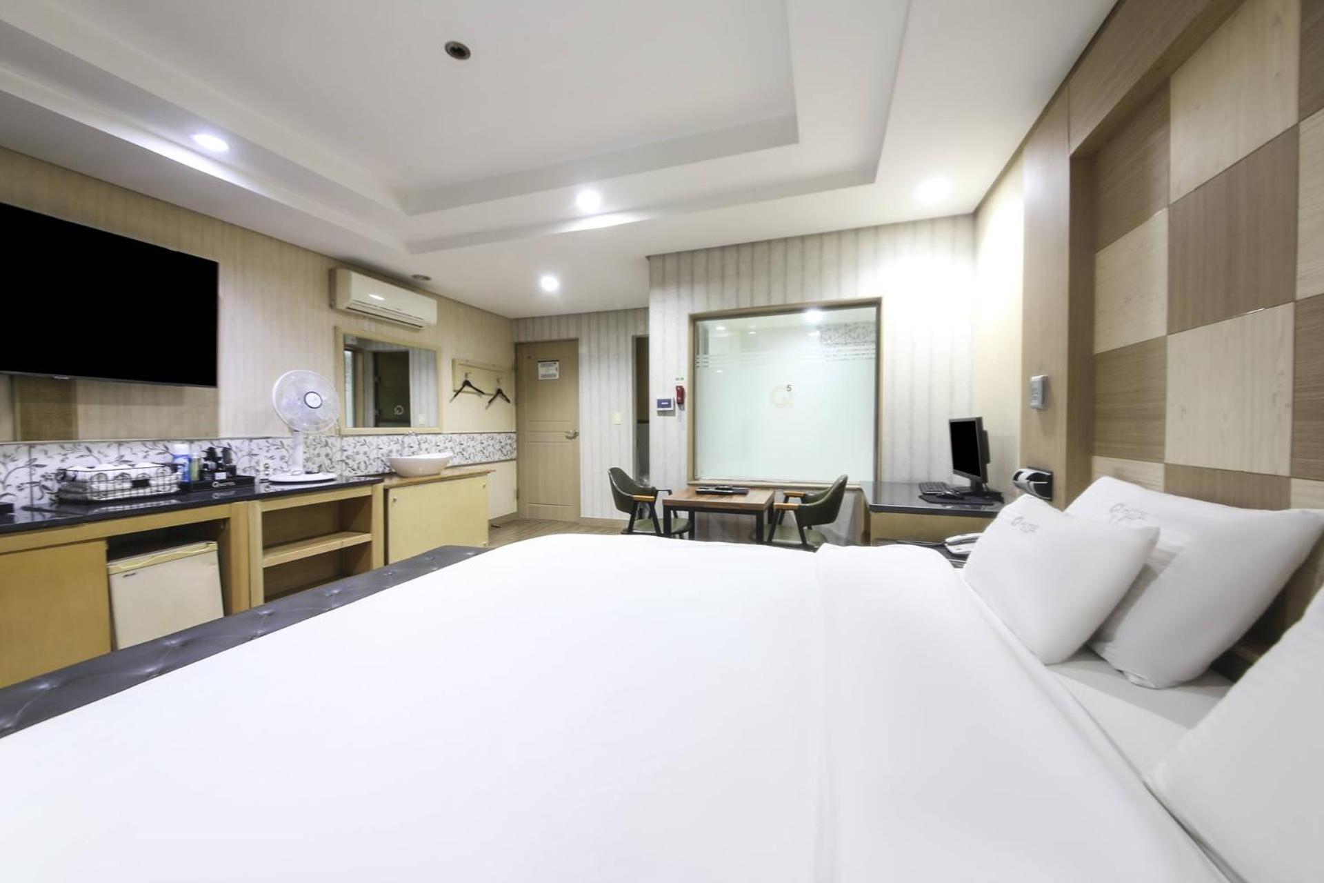 Q5 Songdo 3*