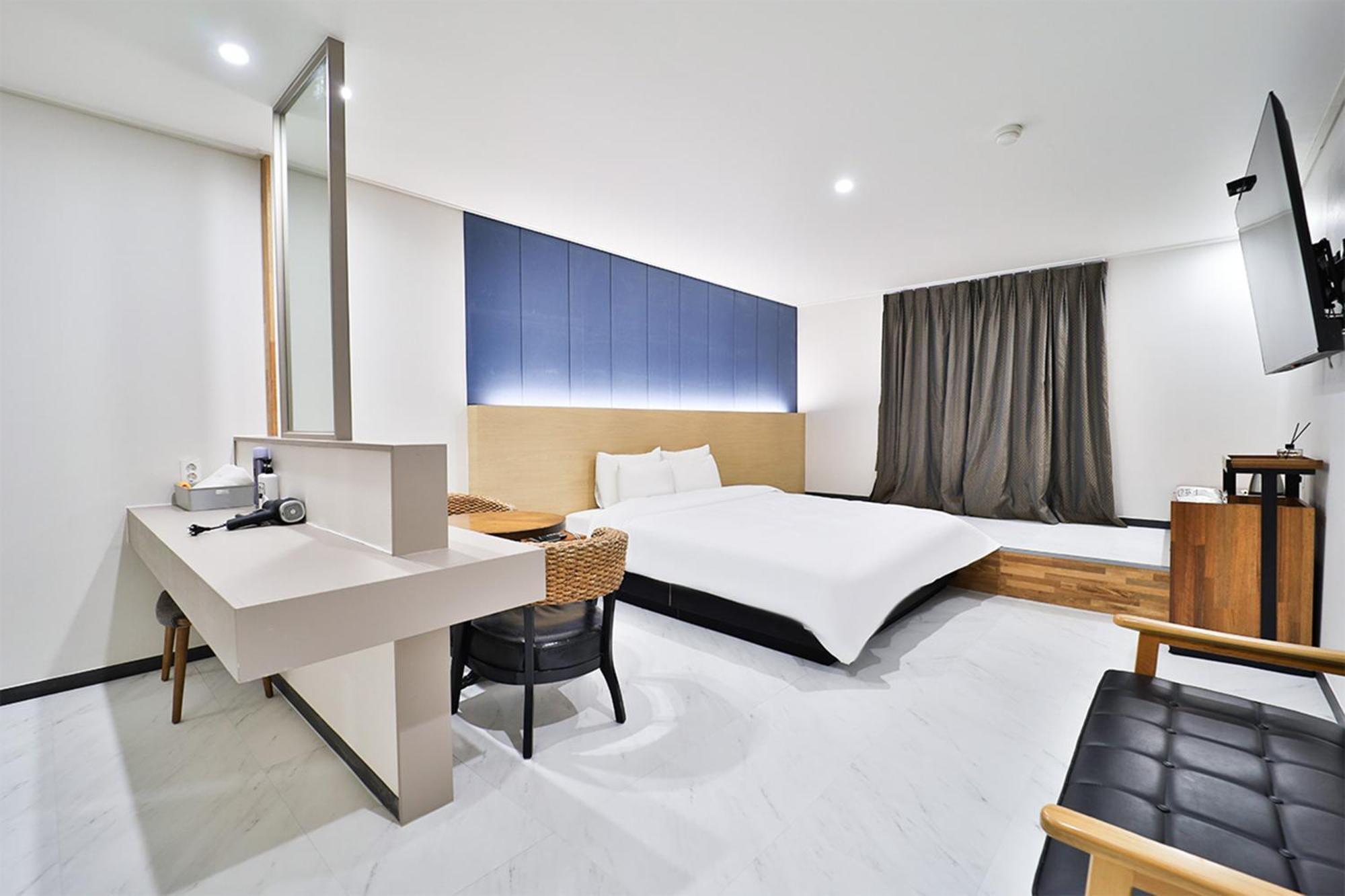 Calm Rest Sasang 2* Busan