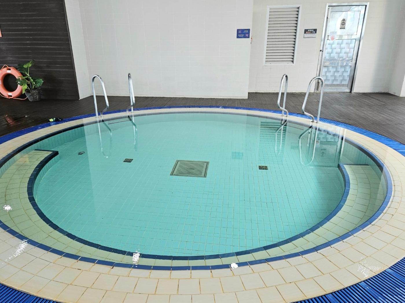 Haeundai Beach 1 Cho Apartment Busan