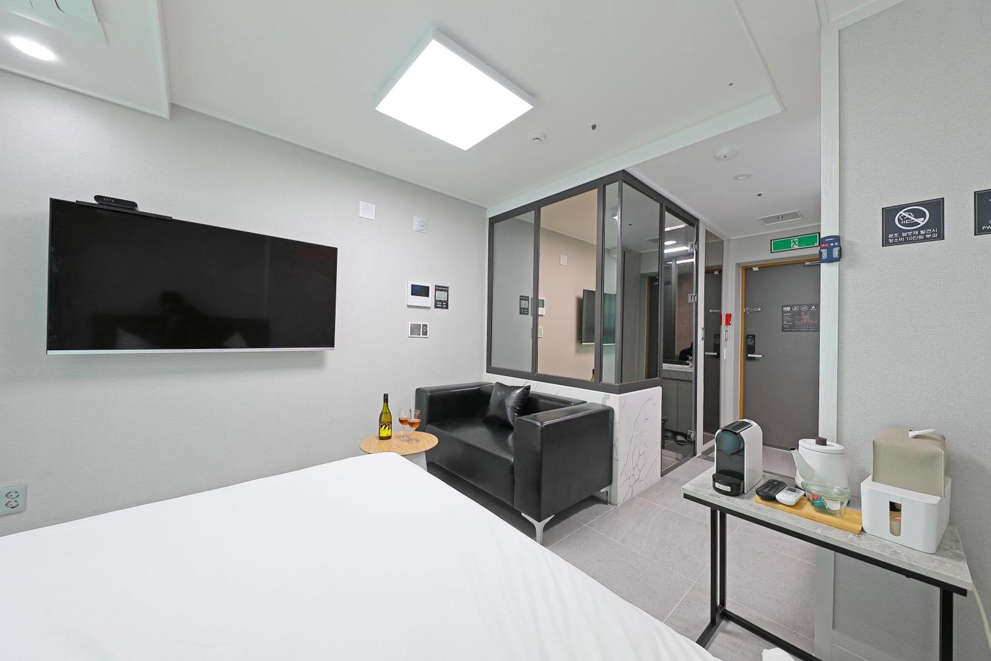 Elmomento Gwangan Hotel