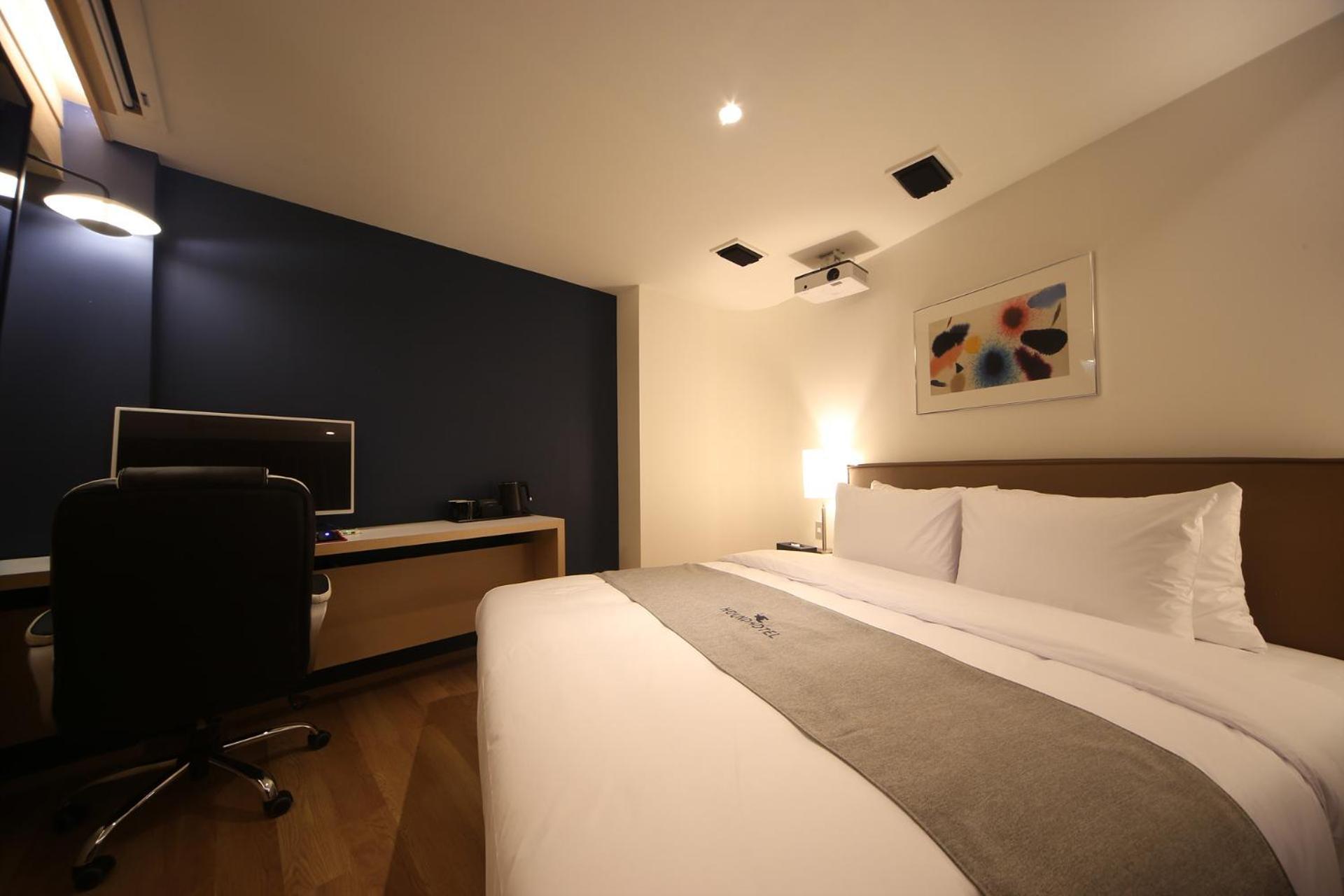 Dongnae Hound Hotel Sajik Minam Station Hotel