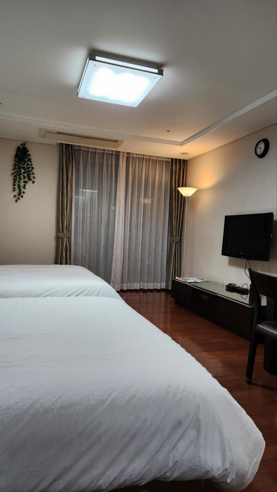 Haeundai Beach 1 Cho Apartment *