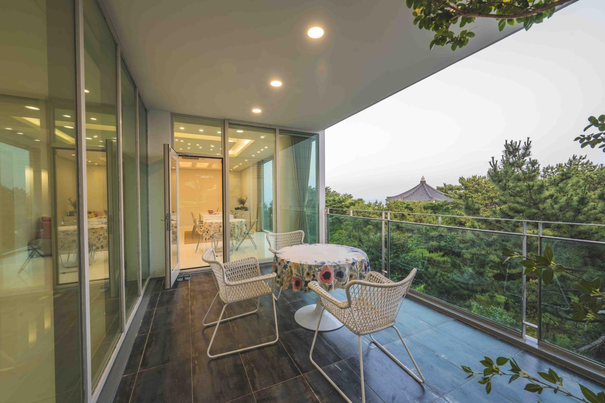 Nhà nghỉ 500m2 Ocean View Private Let House *