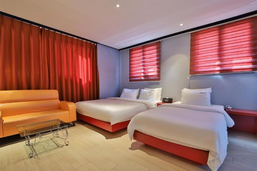 Hermes 2* Busan