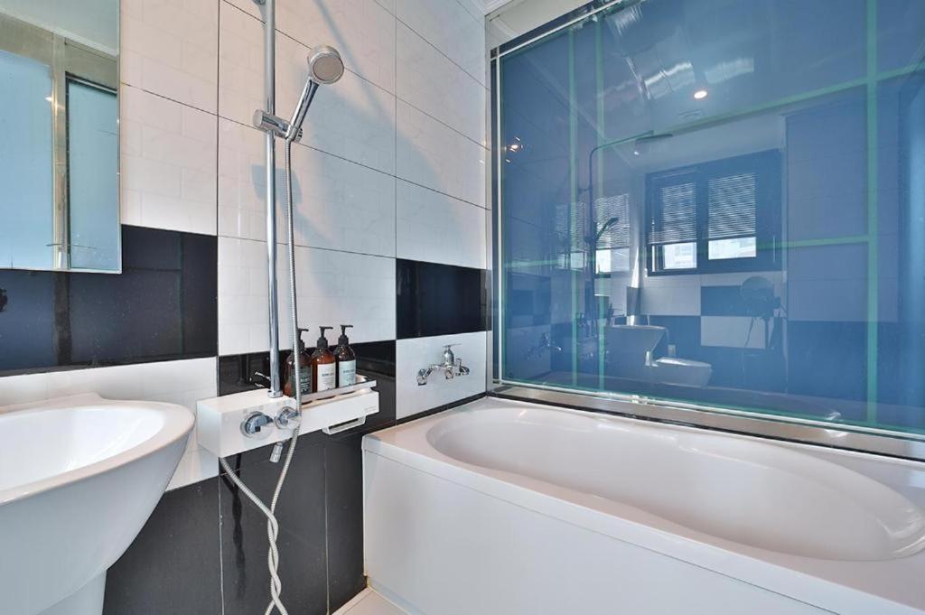 Hermes Hotel Busan