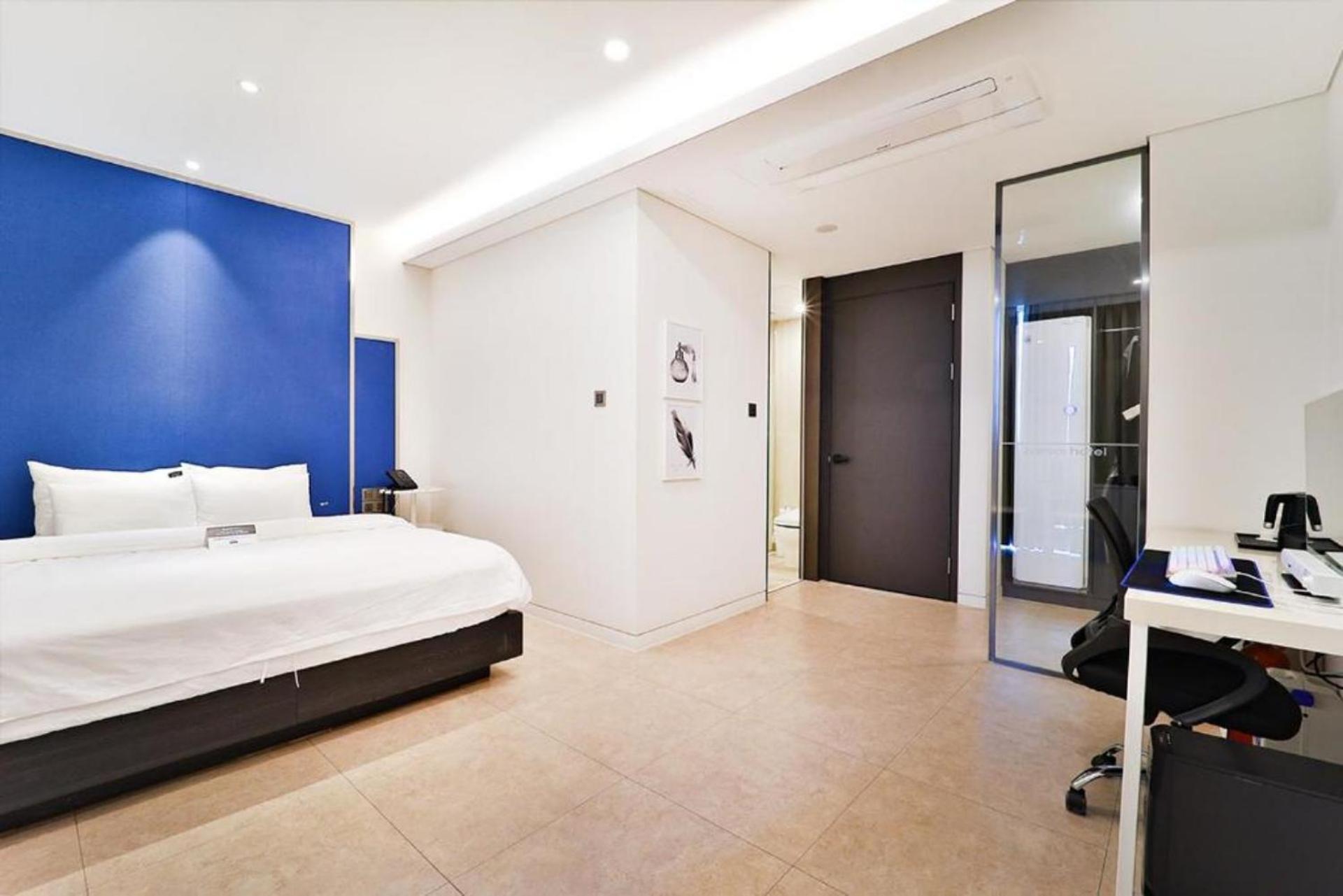 Hotel Zam 101