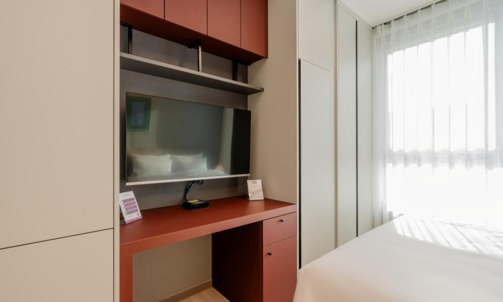 Radiant Nampo Hotel 3*