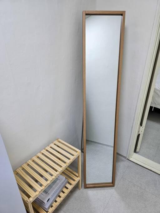 Station 5 Min #choryang Stn 3min #3beds #hotel Bedding #2rooms #new Busan