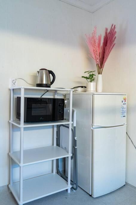 Station 5 Min #choryang Stn 3min #3beds #hotel Bedding #2rooms #new