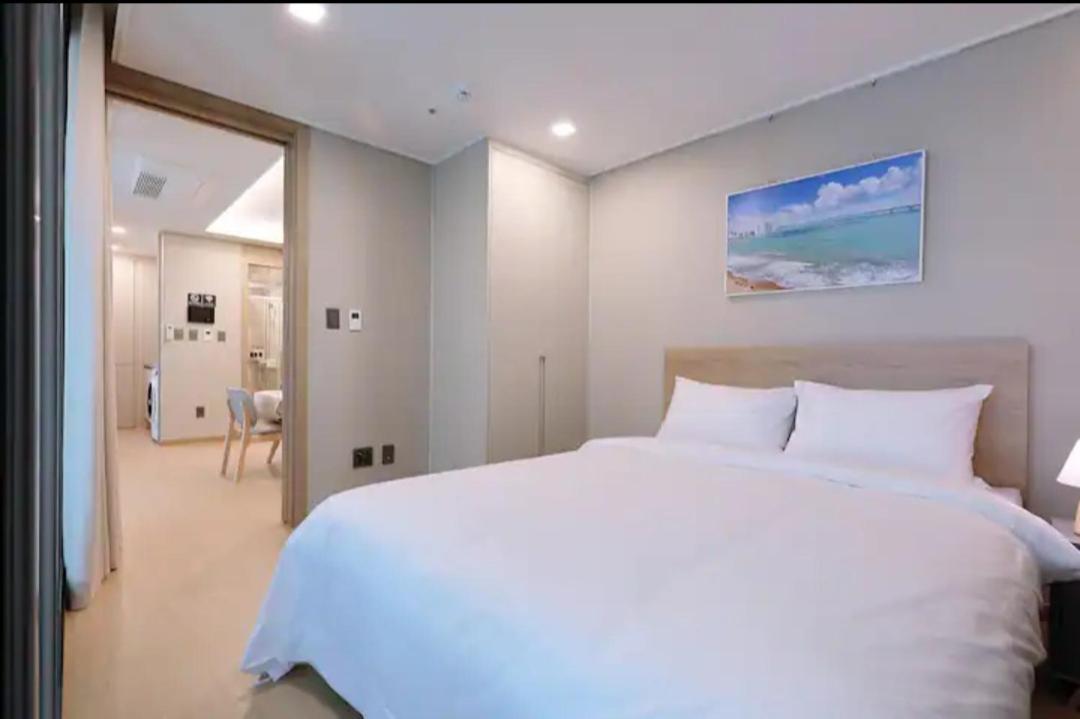 Mansion216, Haeundae Beach's New Is 2 Minutes Away From Haeundae Station And Offers Luggage Storage Service And Early Check-in, 31st Floor View Khách sạn hẻo lánh Busan