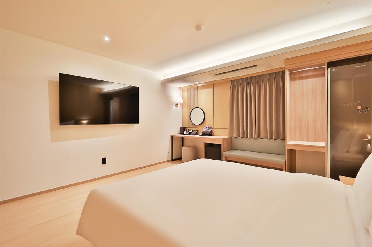 The Hotel Busan