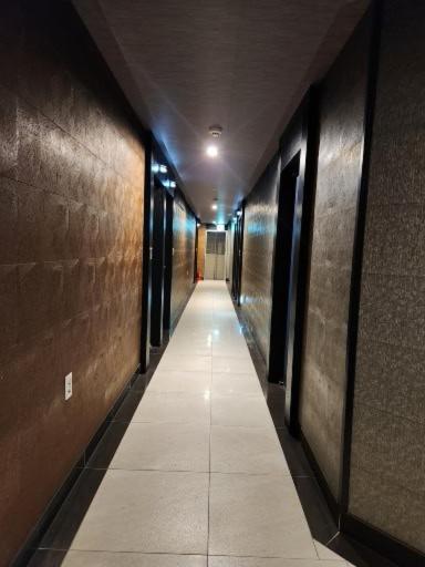 Hotel Maldives & *