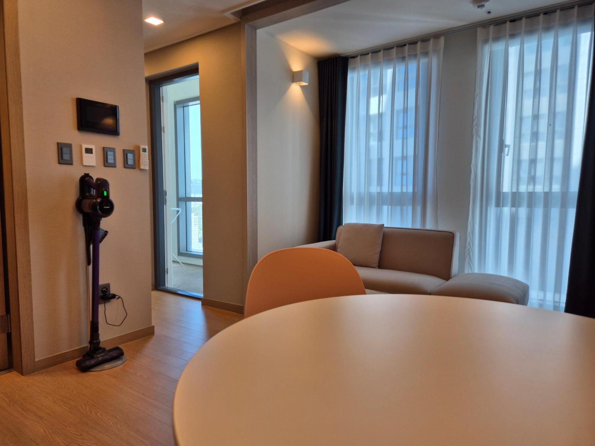 The Solid - Elbon The By Haeundae