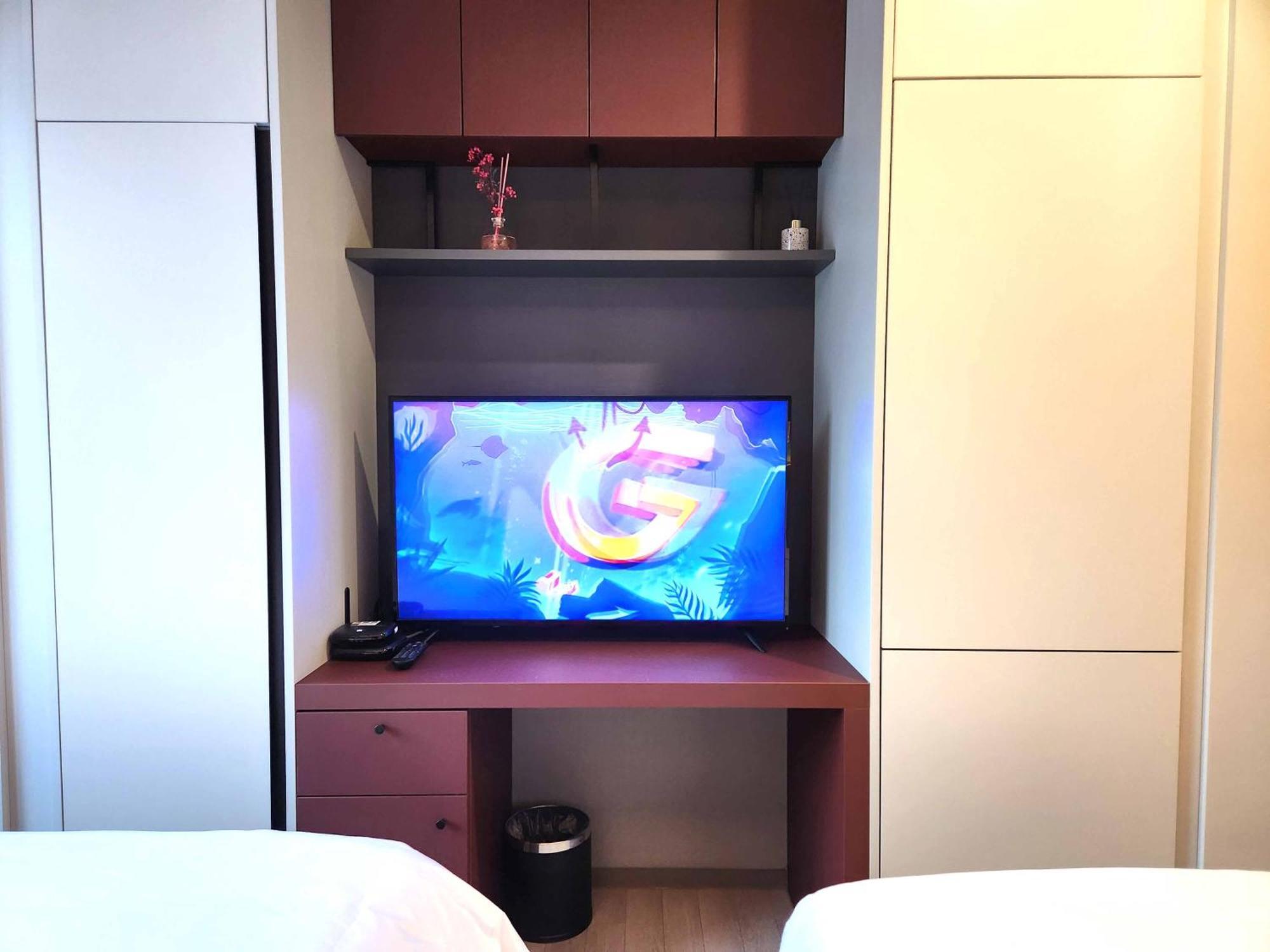 Elliy's Hotel