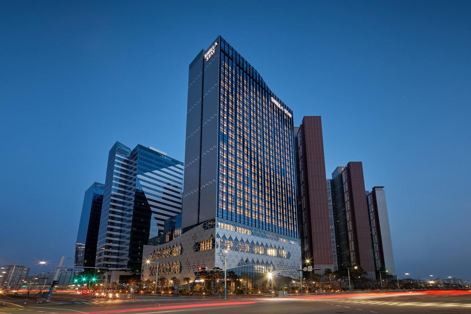 Shilla Gimhae Airport - Noksan Hotel 4*