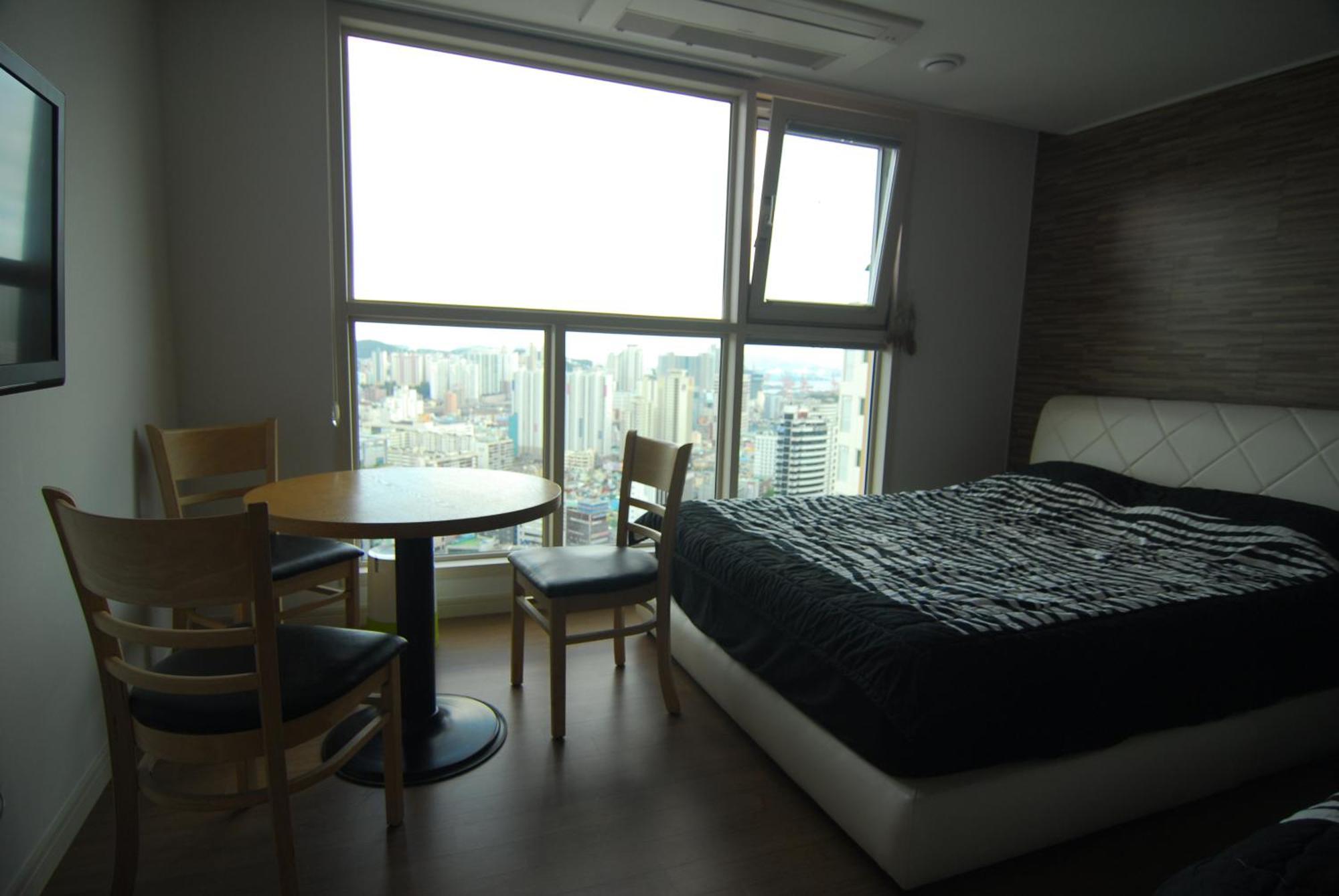 Dynamic Guest house *