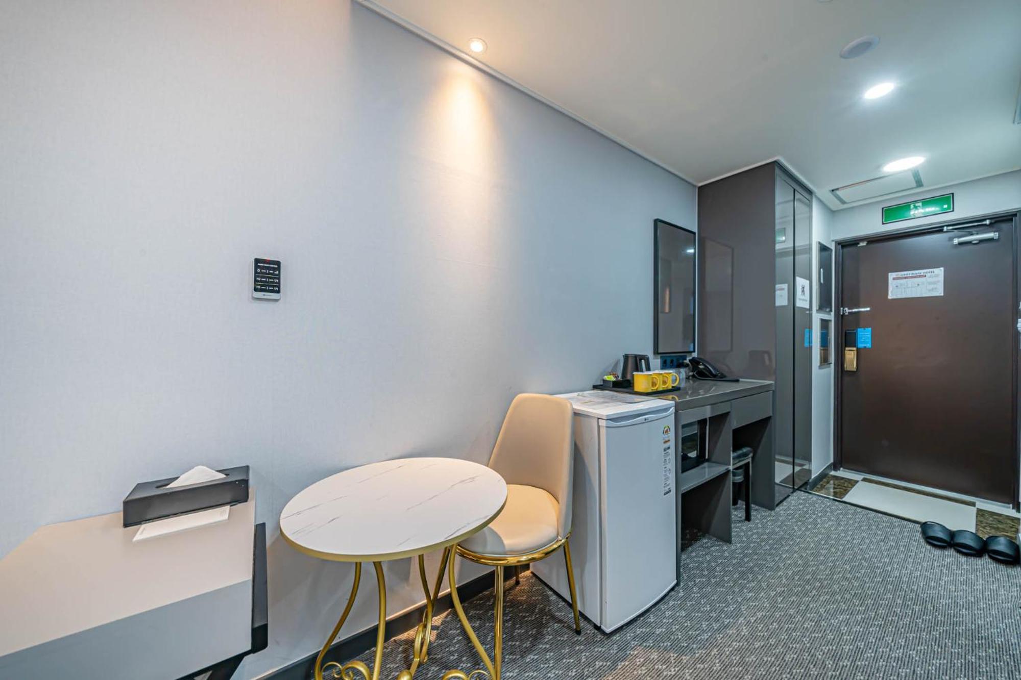 Griffinbay Hotel