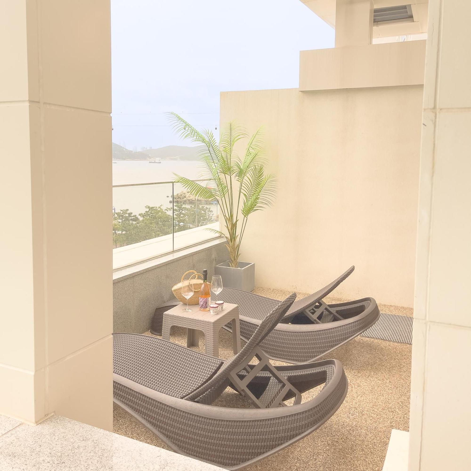Eternal Blue Poolvilla Busan