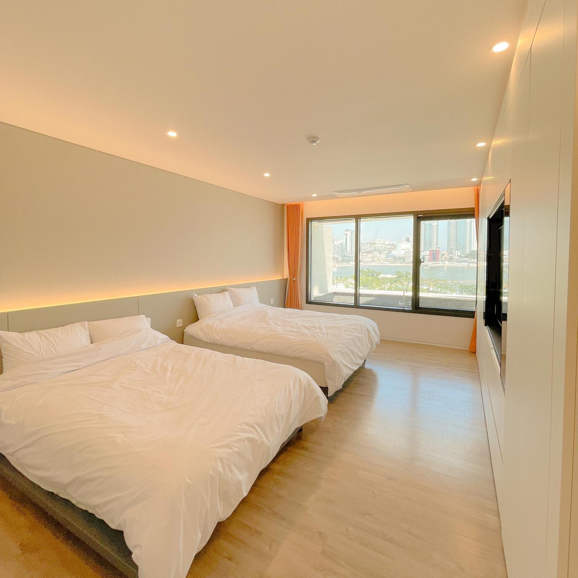 Eternal Blue Poolvilla Holiday home Busan