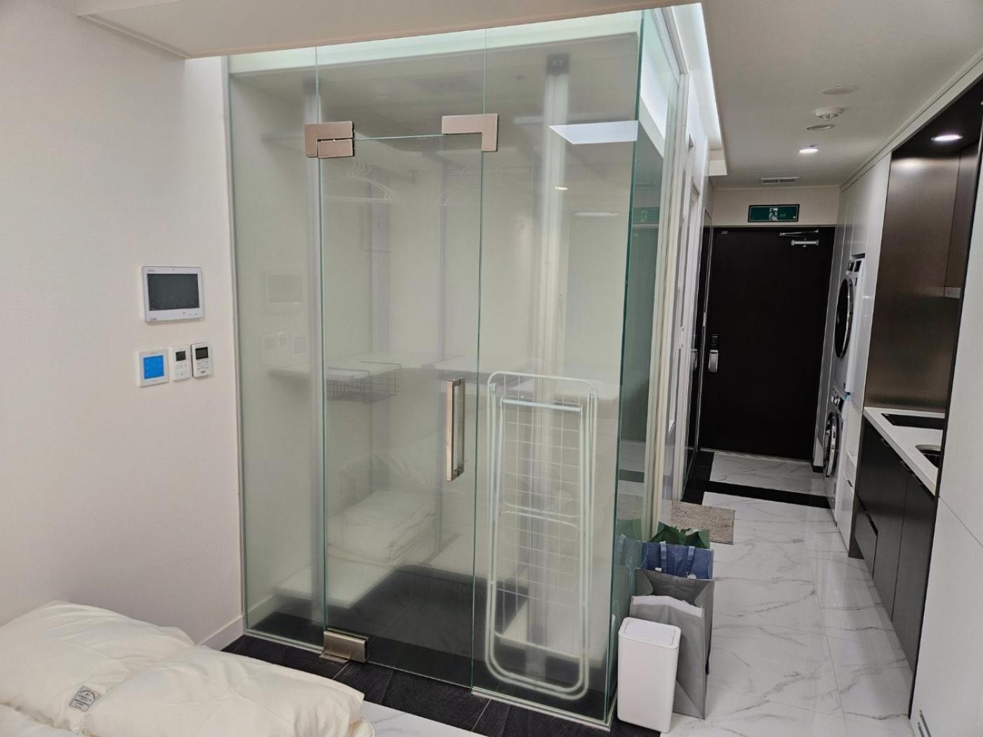 Apartment 부산 광안리 깔끔한 풀옵션 오션뷰 오피스텔 *