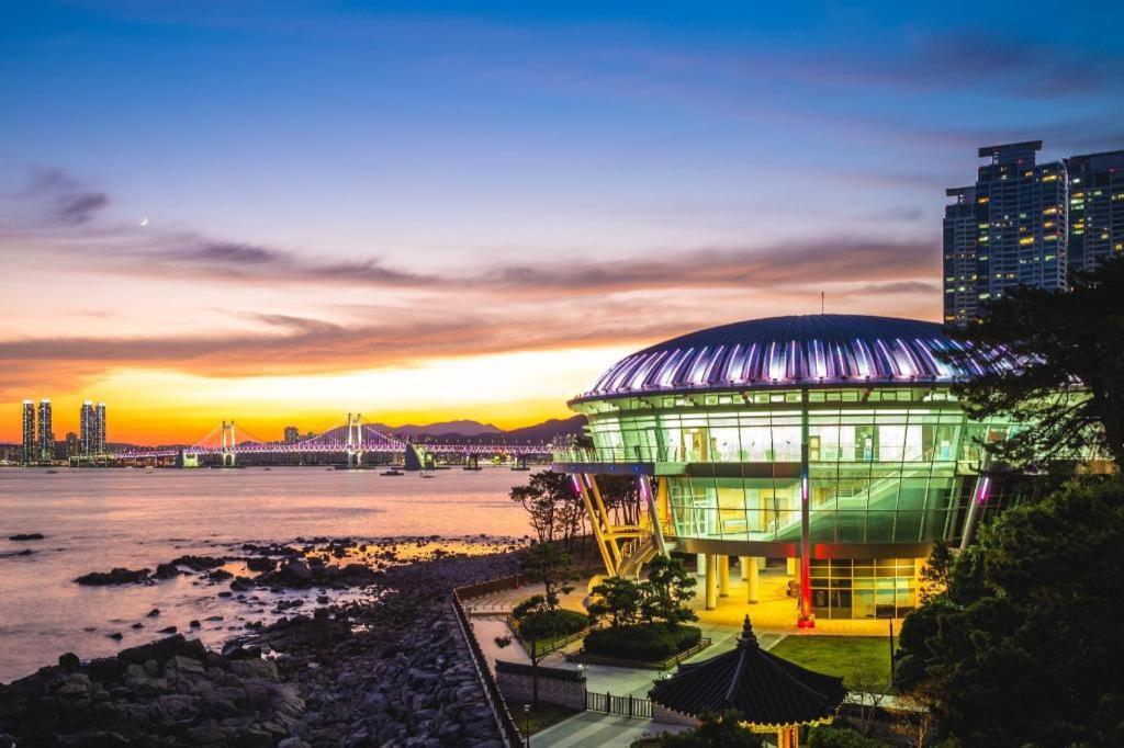 Ramada Encore By Wyndham Haeundae Hotel