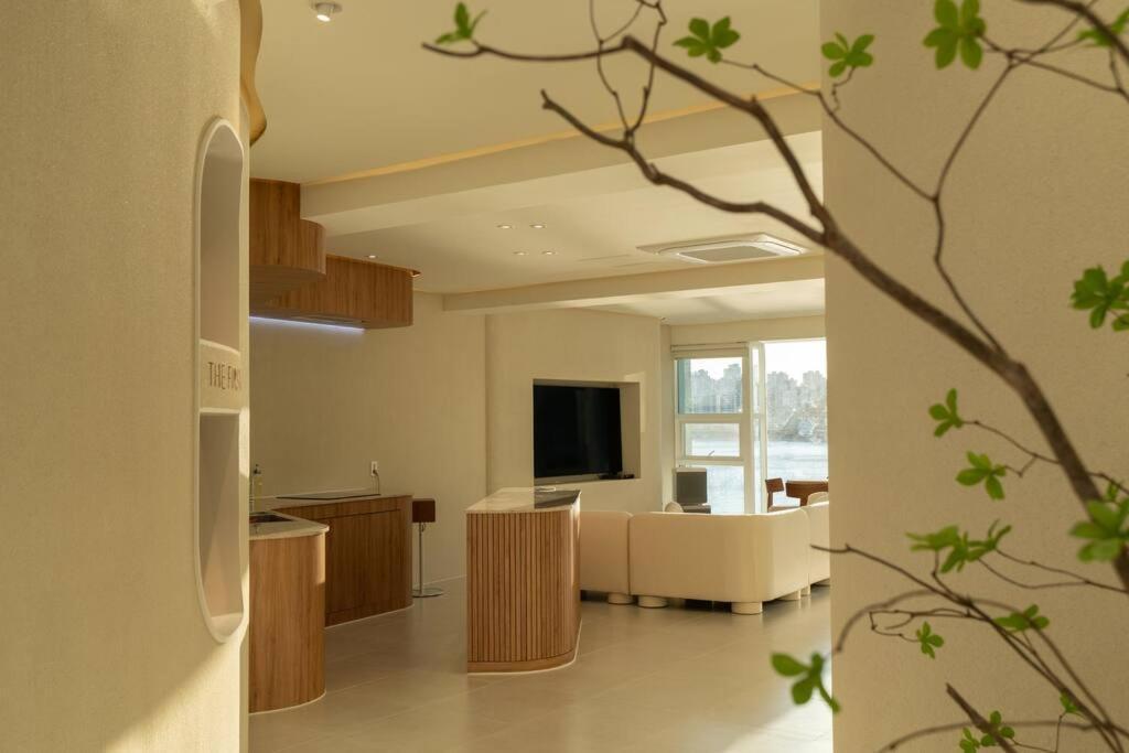 The First Gwangan Apartment