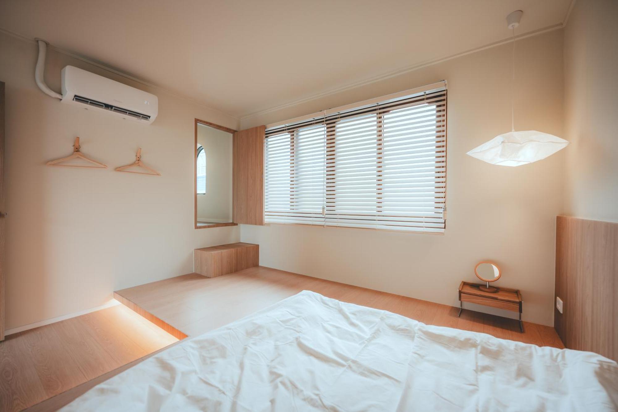 Mute Apartment Busan