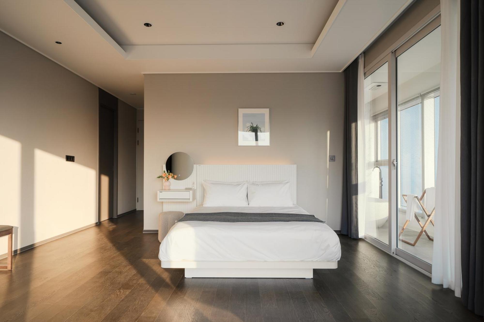 Le Collective Haeundae Paragraf Apartment Busan