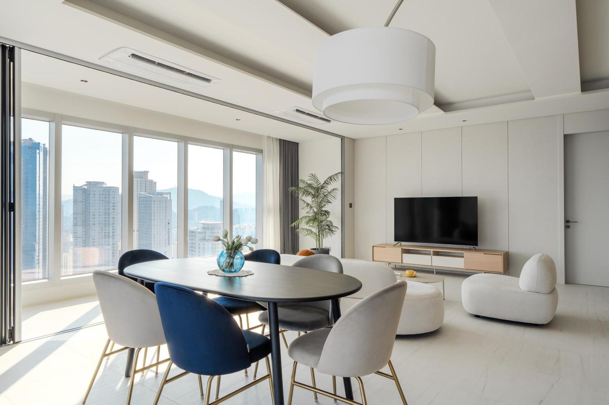 Le Collective Haeundae Paragraf * Busan