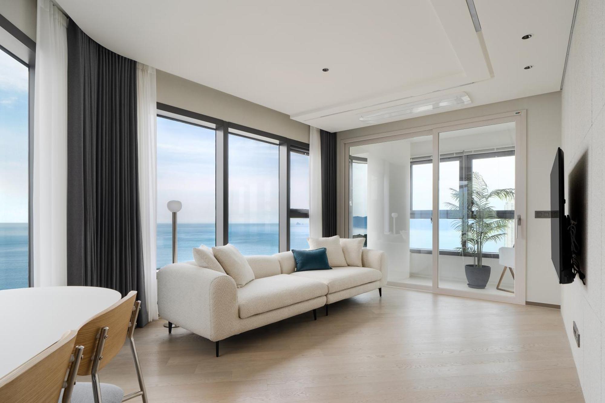 Le Collective Haeundae Paragraf * Busan