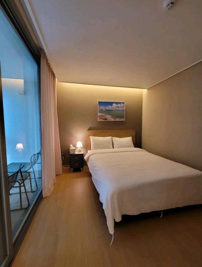 Aparthotel Elbon The With A1 *