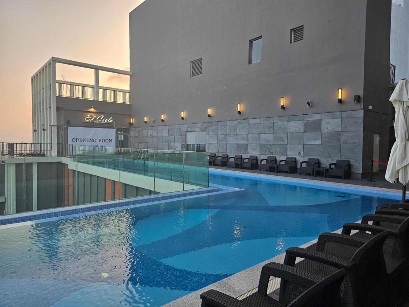 Aparthotel Elbon The With A1