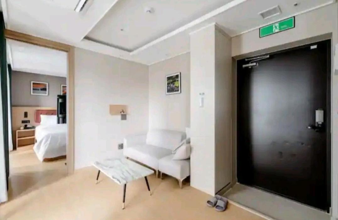 Aparthotel Elbon The With A1