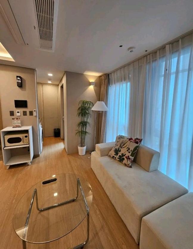 Elbon The With A1 Aparthotel