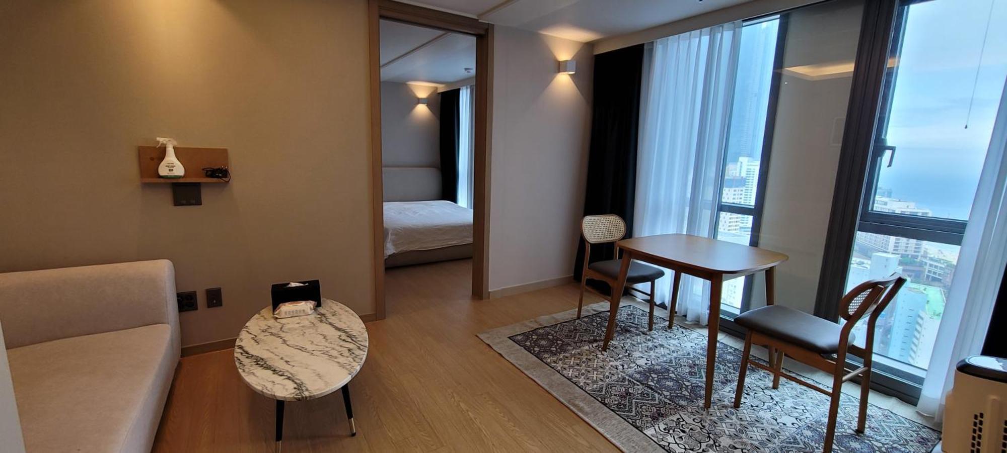 Apartment La Elbon In Haewoondae
