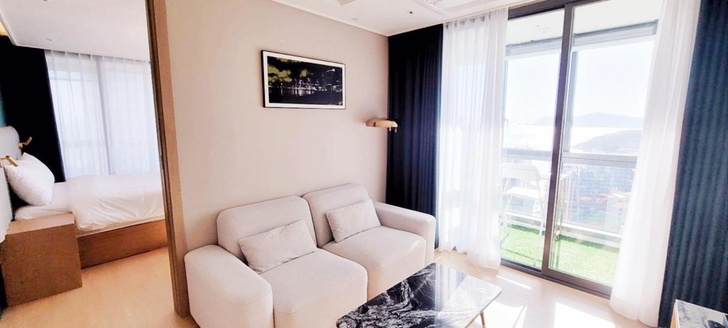 Elbon The X Bona Travel Busan