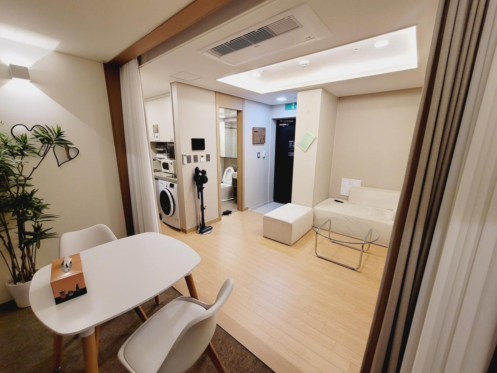 Elbon The X Bona Travel Busan