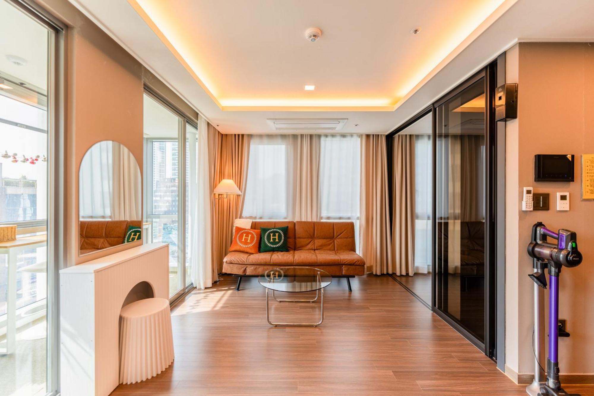 Elbon The X Bona Travel Hotel Busan