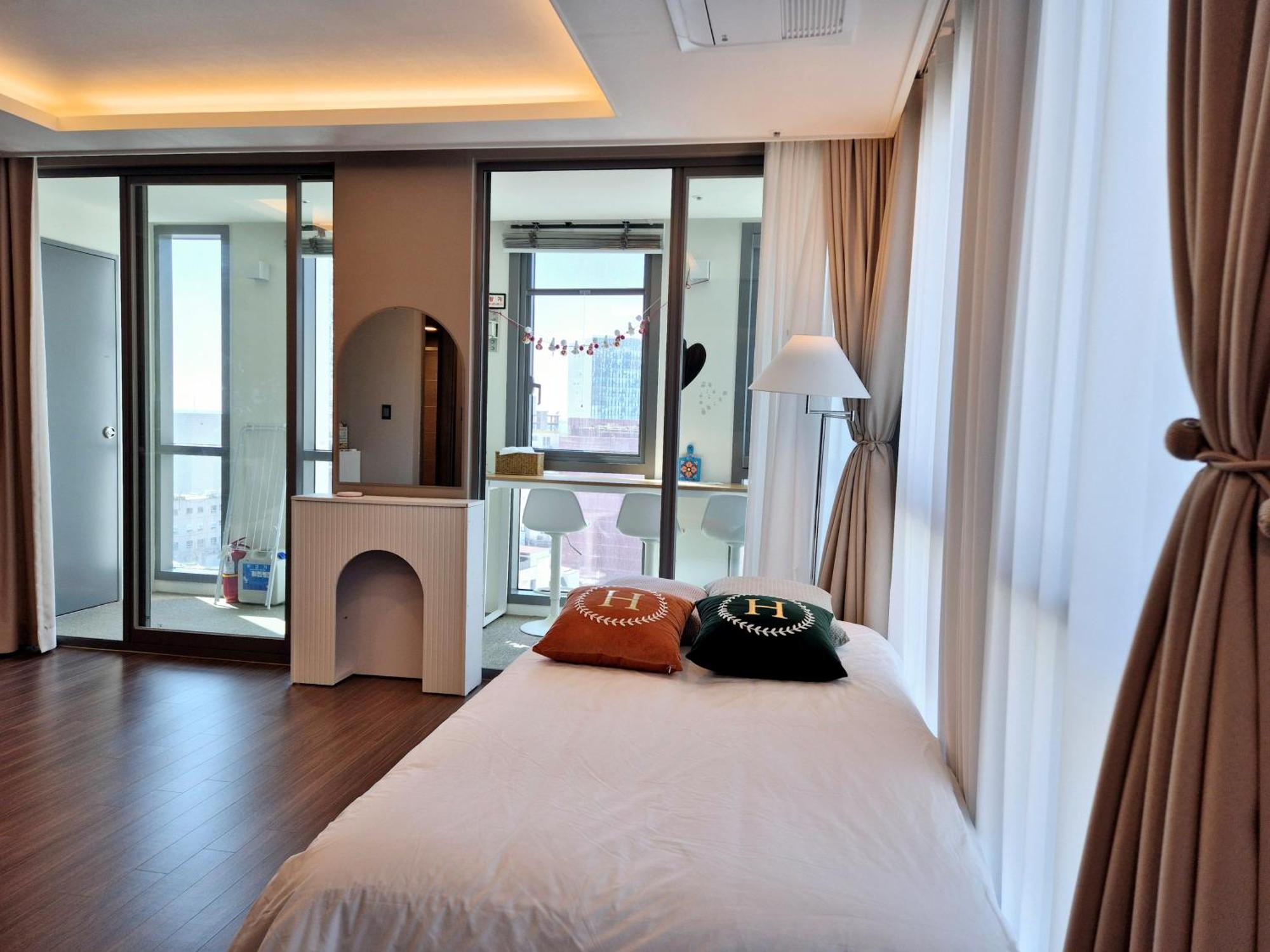 Elbon The X Bona Travel 4*