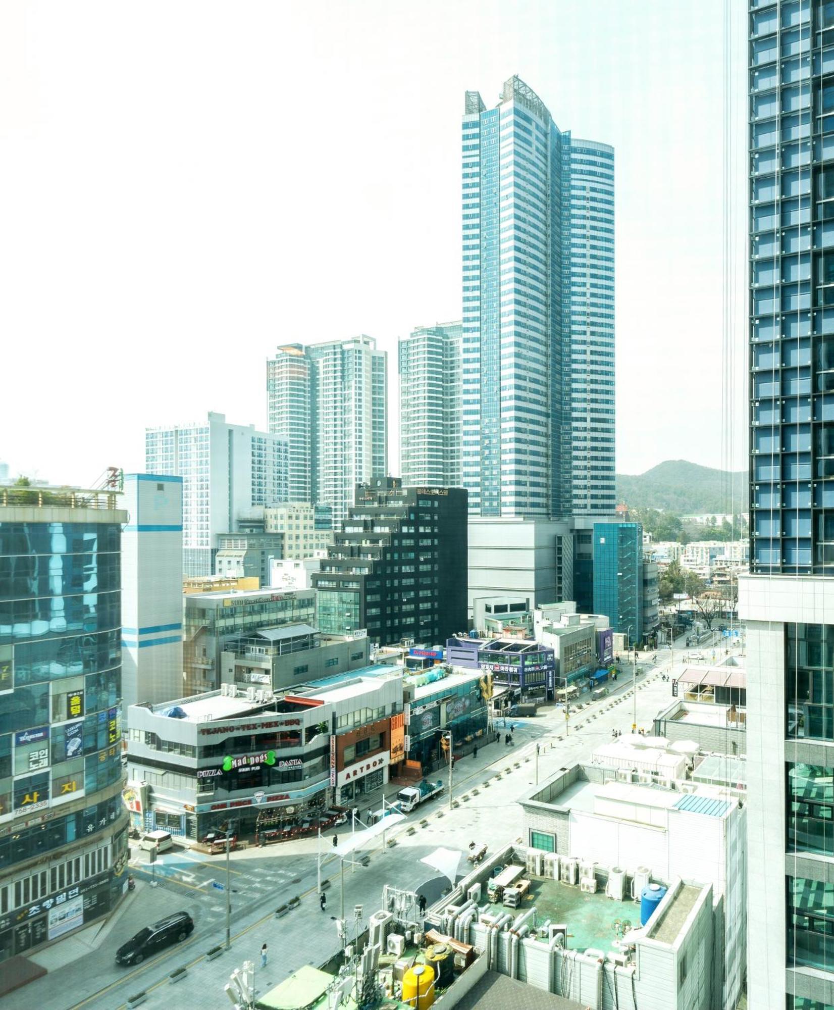 Elbon The X Bona Travel Busan
