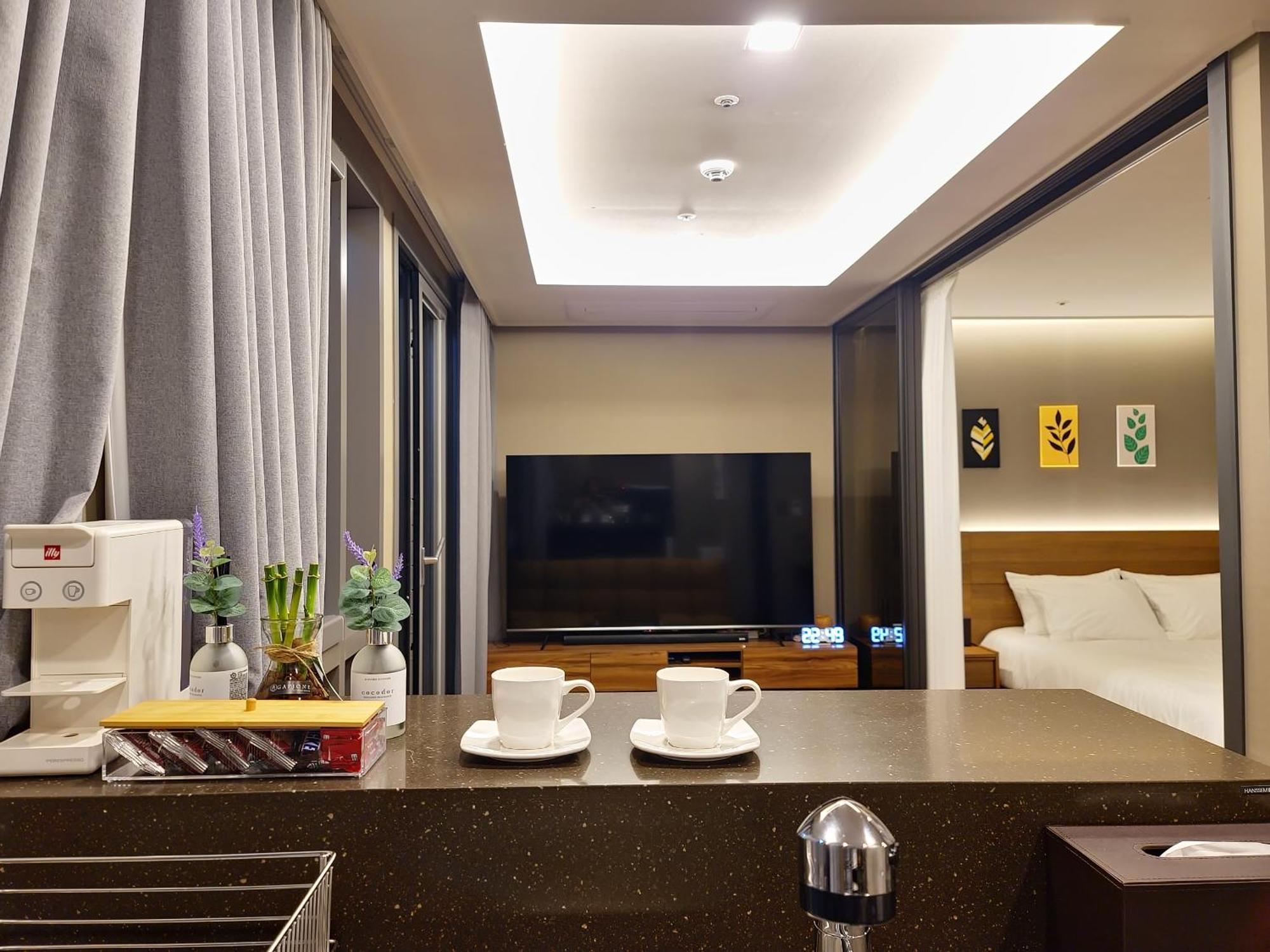 Elbon The X Bona Travel Busan