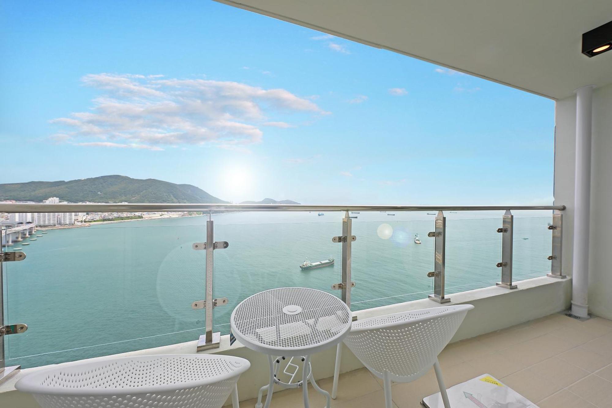 Elmomento Songdo Apartment *