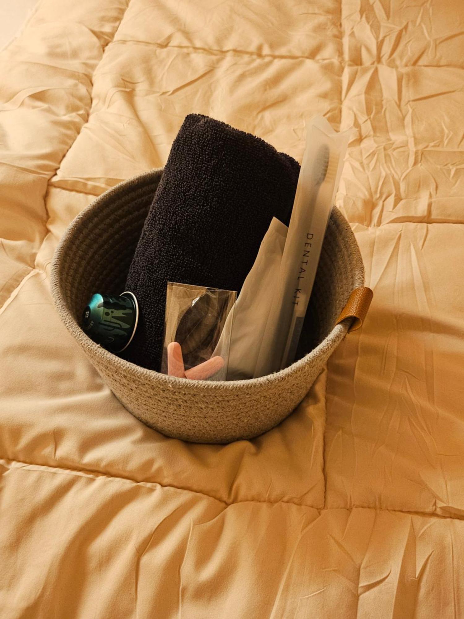 Travel Light Albergue *