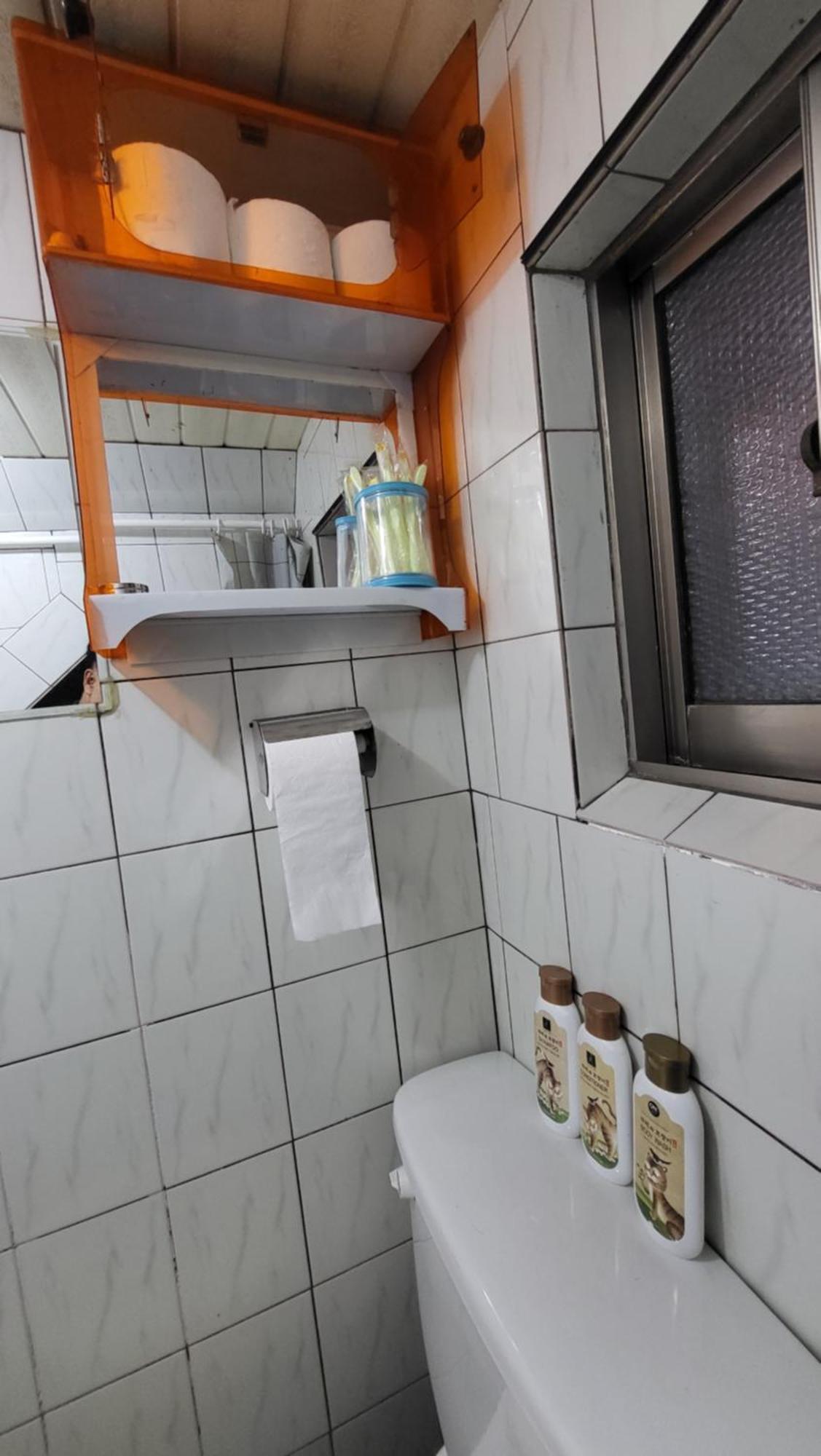 Exclusive Use Whole House For Apartment *