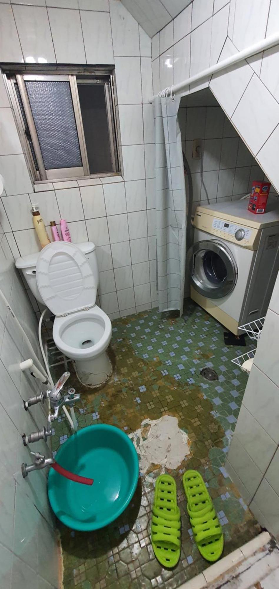 Exclusive Use Whole House For *