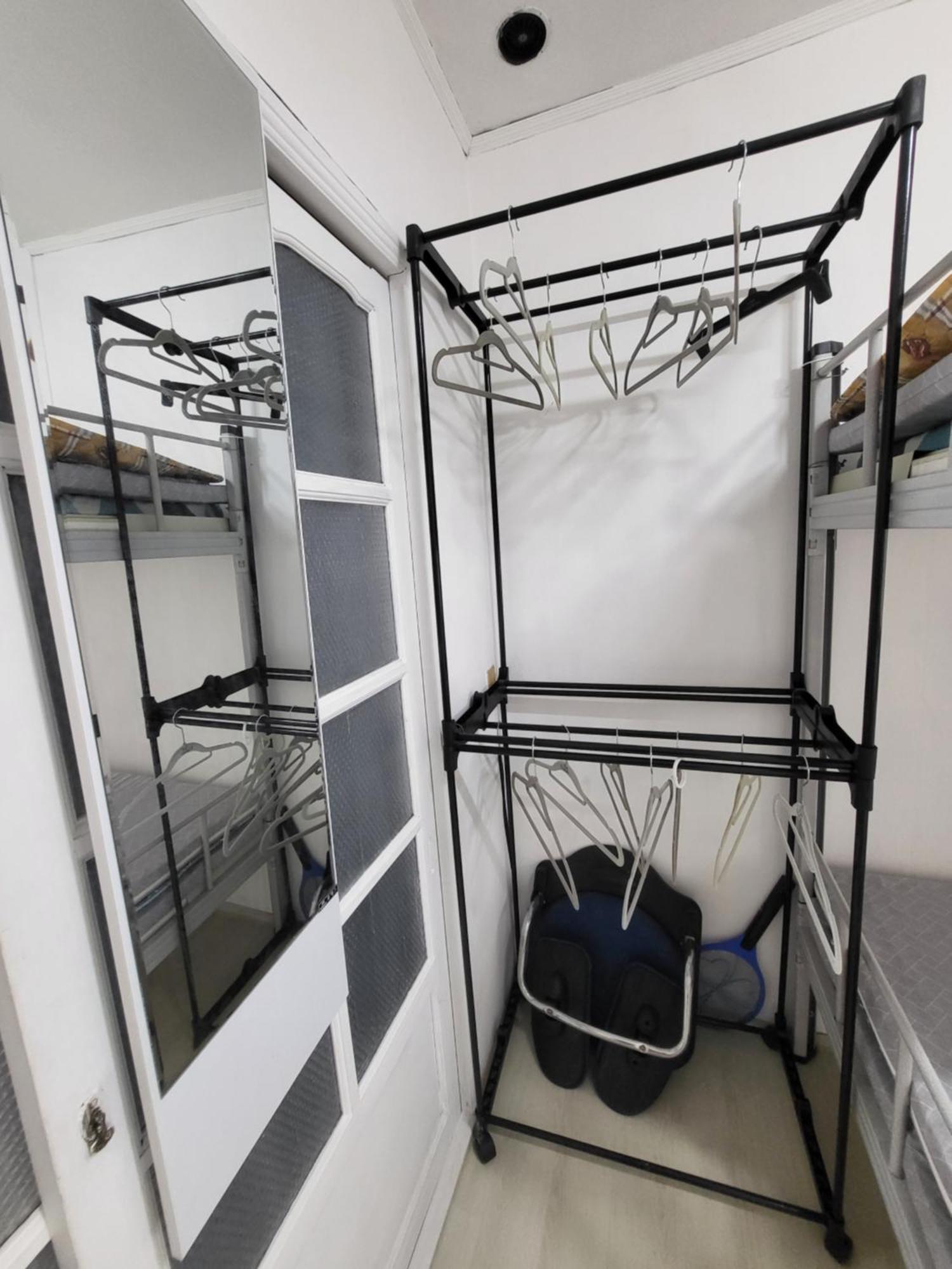 Exclusive Use Whole House For Apartment *